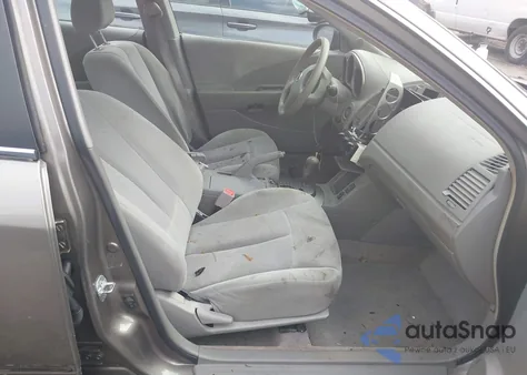 2003 Nissan Altima 2.5 S из США, поврежденный, VIN 1N4AL11D53C252886